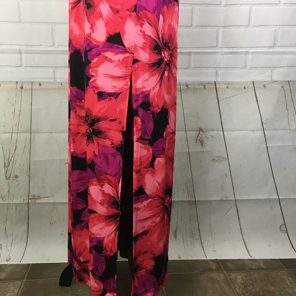 Red Floral Sleeveless Boat Neck Maxi Dress size M medium NWT